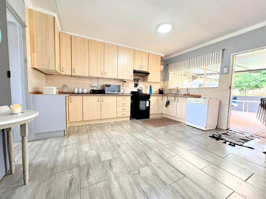 3 Bedroom Property for Sale in Sunnyridge KwaZulu-Natal