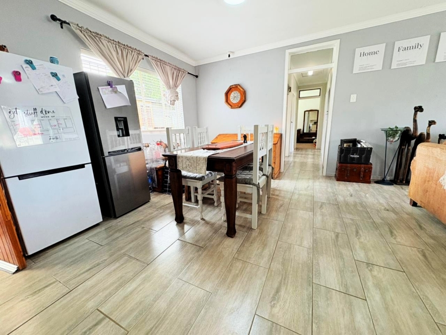 3 Bedroom Property for Sale in Sunnyridge KwaZulu-Natal