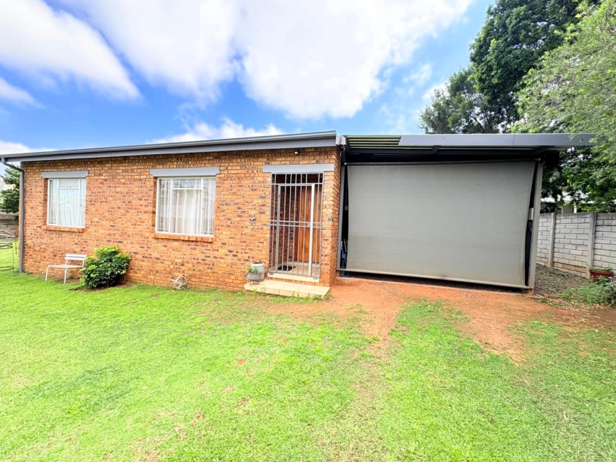 3 Bedroom Property for Sale in Sunnyridge KwaZulu-Natal