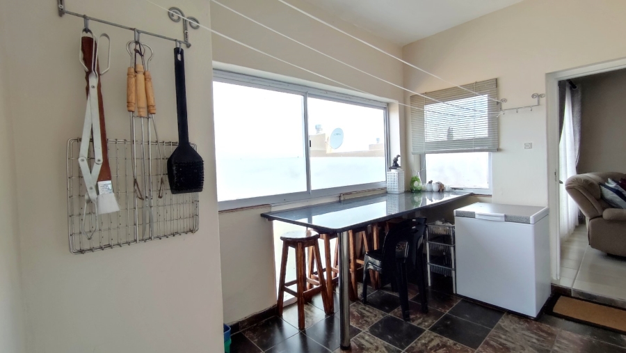 2 Bedroom Property for Sale in St Michaels On Sea KwaZulu-Natal