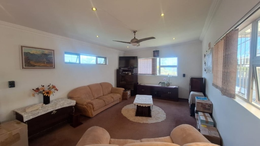 2 Bedroom Property for Sale in Southport KwaZulu-Natal