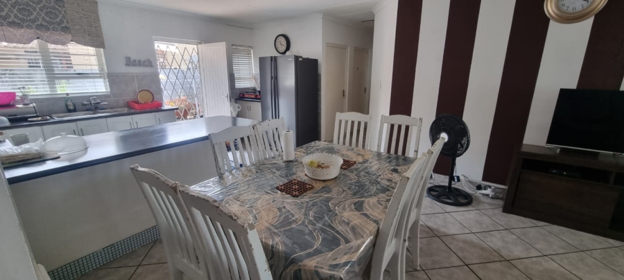 3 Bedroom Property for Sale in Hibberdene KwaZulu-Natal