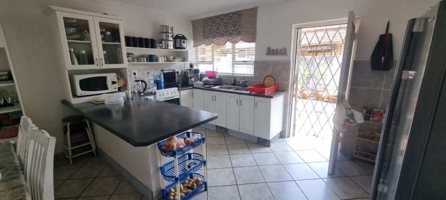 3 Bedroom Property for Sale in Hibberdene KwaZulu-Natal