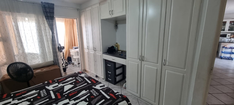 3 Bedroom Property for Sale in Hibberdene KwaZulu-Natal
