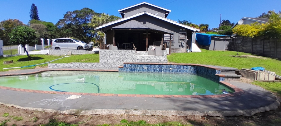 7 Bedroom Property for Sale in Uvongo KwaZulu-Natal