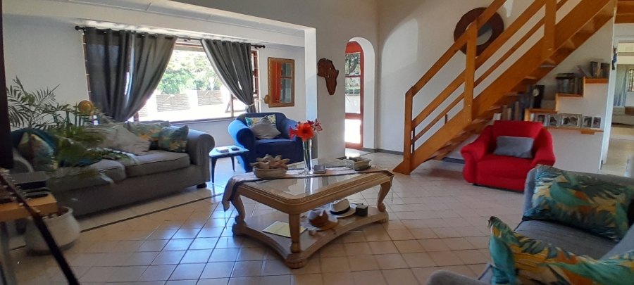 7 Bedroom Property for Sale in Uvongo KwaZulu-Natal