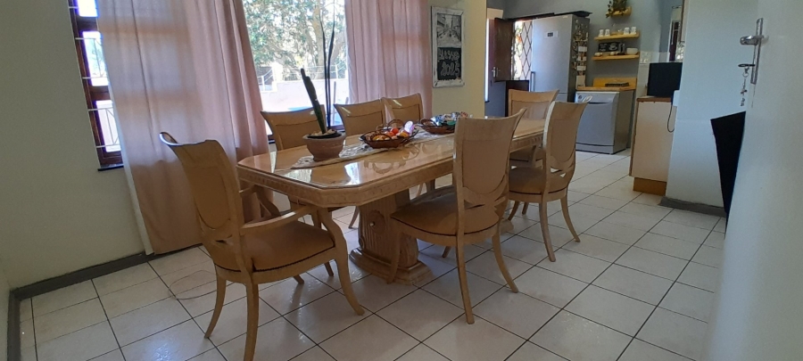7 Bedroom Property for Sale in Uvongo KwaZulu-Natal