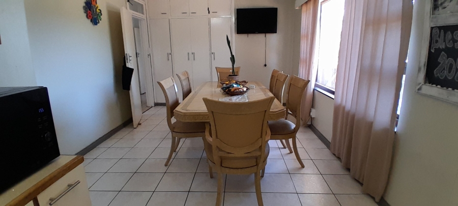 7 Bedroom Property for Sale in Uvongo KwaZulu-Natal