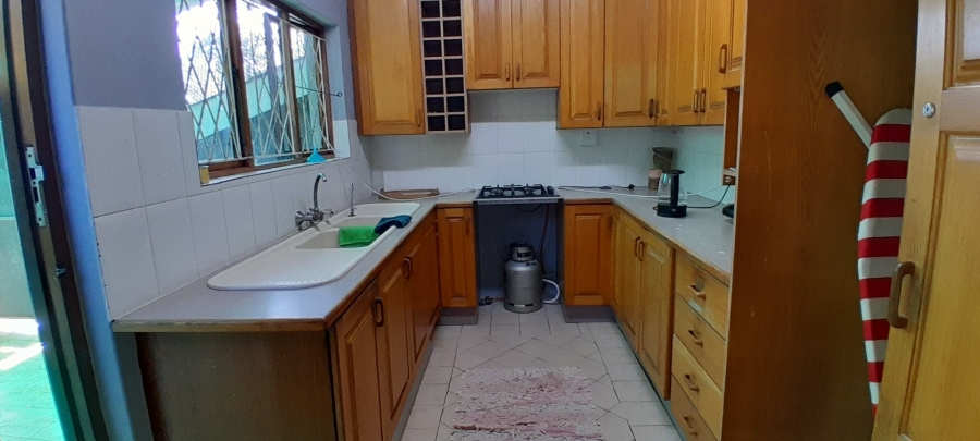 7 Bedroom Property for Sale in Uvongo KwaZulu-Natal