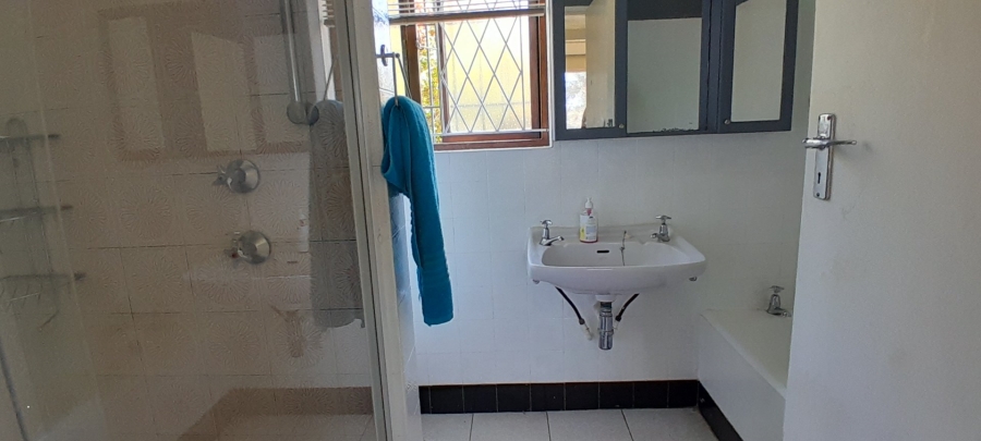 7 Bedroom Property for Sale in Uvongo KwaZulu-Natal