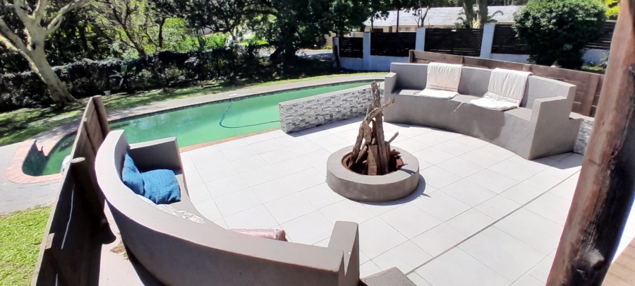 7 Bedroom Property for Sale in Uvongo KwaZulu-Natal