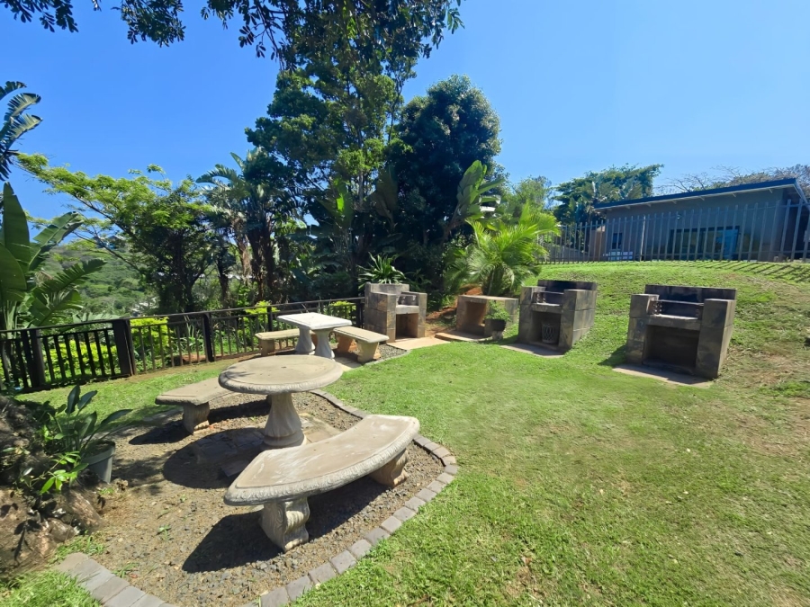 To Let 2 Bedroom Property for Rent in Shakas Rock KwaZulu-Natal