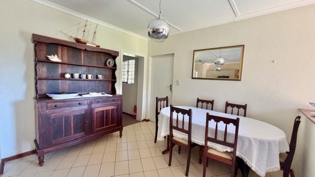 3 Bedroom Property for Sale in St Michaels On Sea KwaZulu-Natal