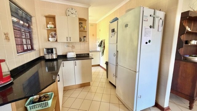3 Bedroom Property for Sale in St Michaels On Sea KwaZulu-Natal
