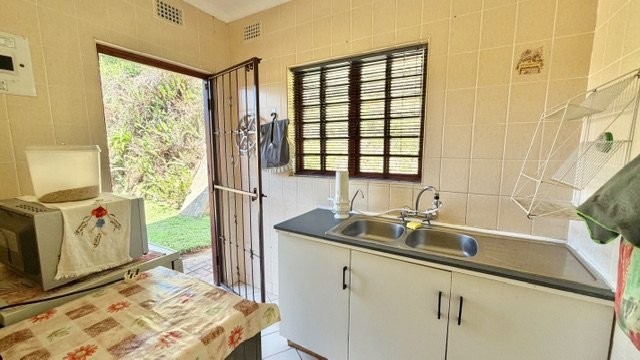 3 Bedroom Property for Sale in St Michaels On Sea KwaZulu-Natal
