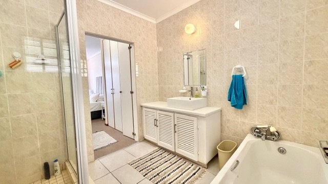 3 Bedroom Property for Sale in St Michaels On Sea KwaZulu-Natal
