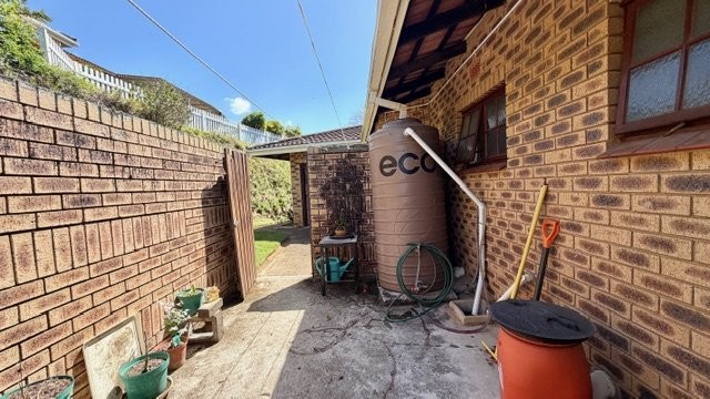 3 Bedroom Property for Sale in St Michaels On Sea KwaZulu-Natal