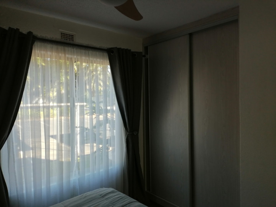 2 Bedroom Property for Sale in Uvongo KwaZulu-Natal