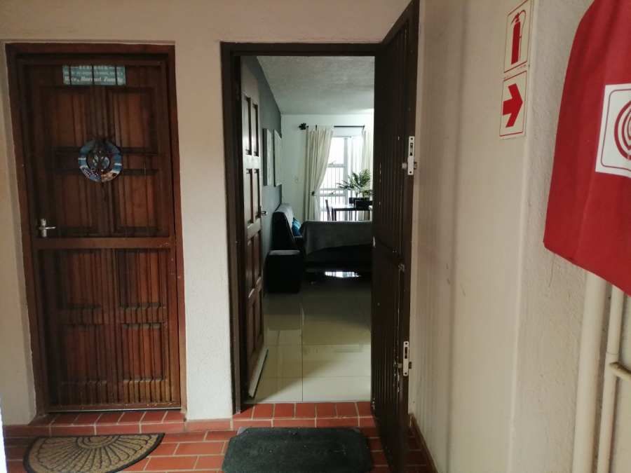 2 Bedroom Property for Sale in Uvongo Beach KwaZulu-Natal