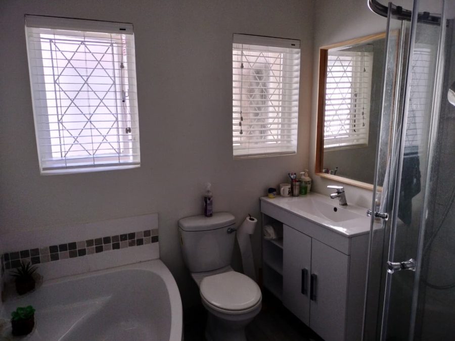 3 Bedroom Property for Sale in St Michaels On Sea KwaZulu-Natal