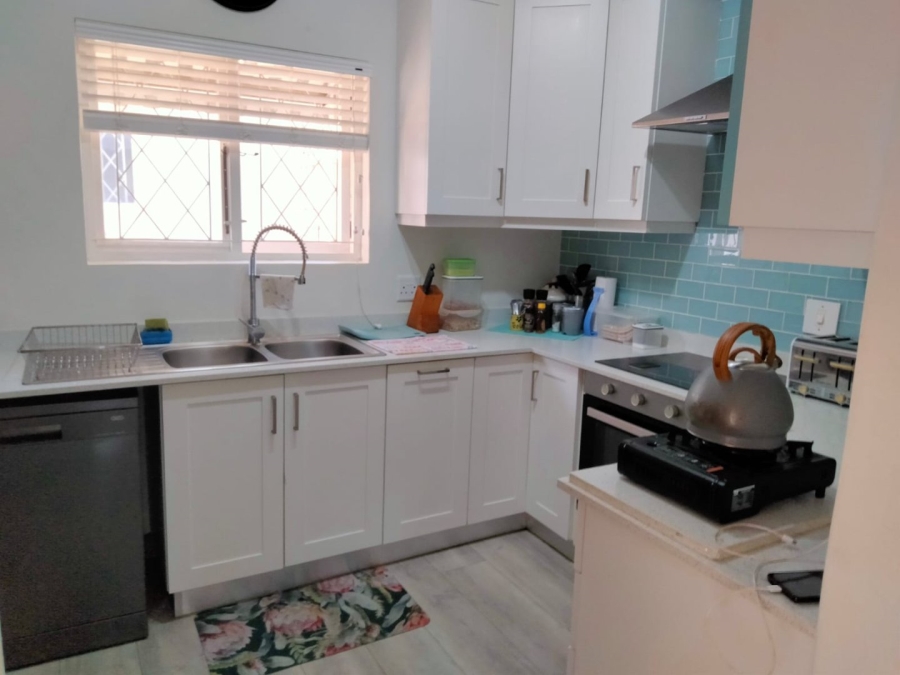 3 Bedroom Property for Sale in St Michaels On Sea KwaZulu-Natal