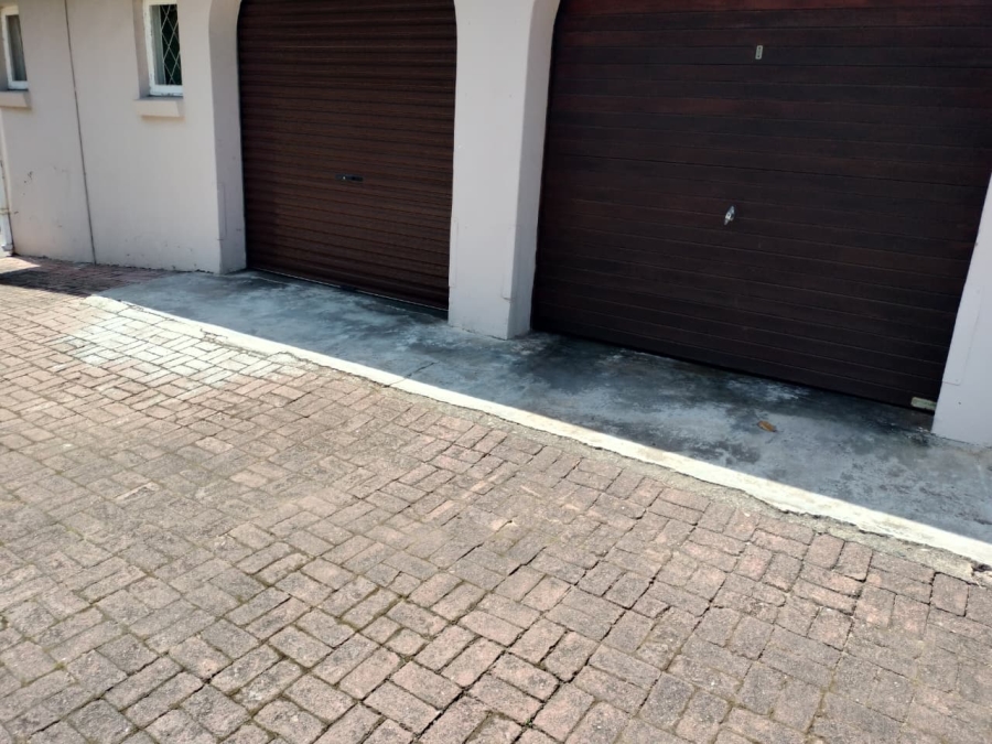 3 Bedroom Property for Sale in St Michaels On Sea KwaZulu-Natal