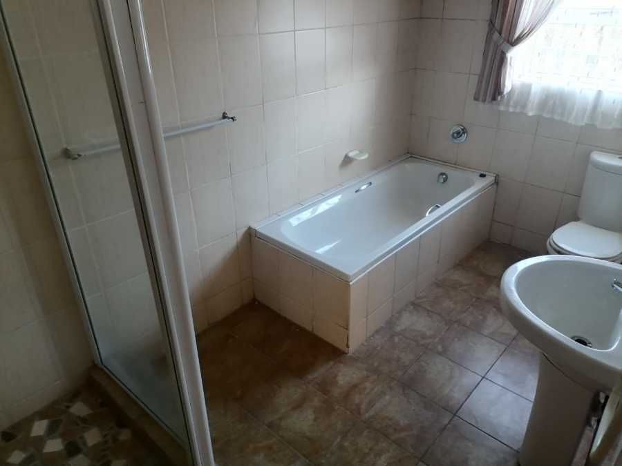 5 Bedroom Property for Sale in Ramsgate KwaZulu-Natal