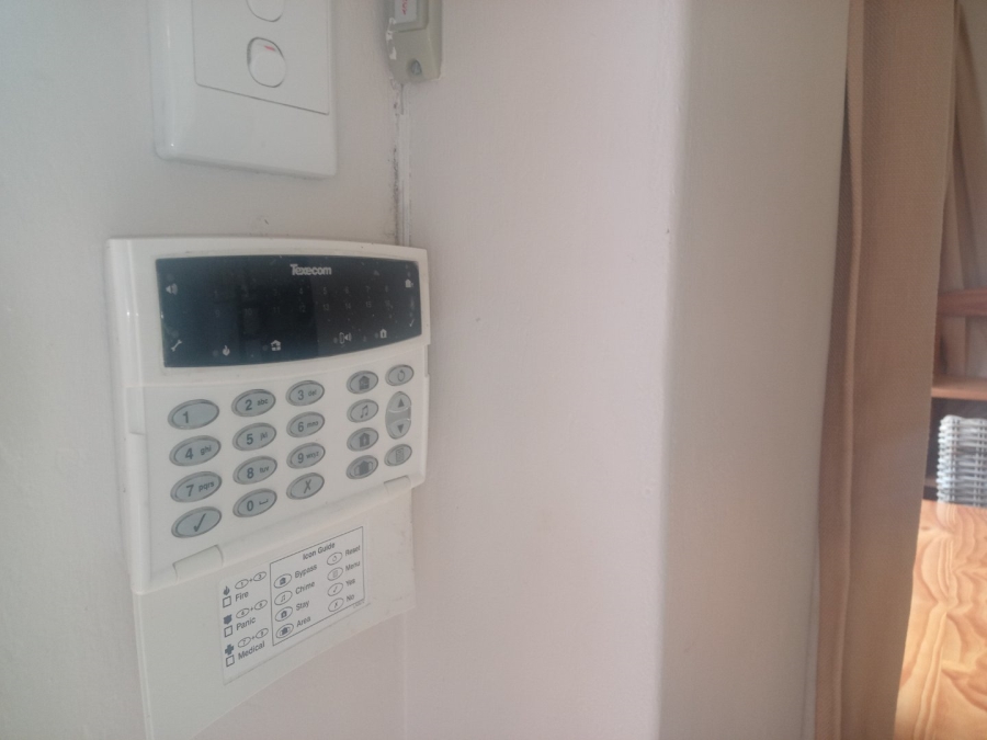 To Let 1 Bedroom Property for Rent in Mount Michael KwaZulu-Natal