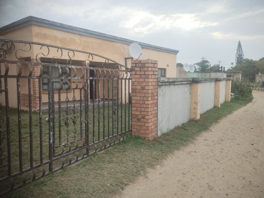  Bedroom Property for Sale in Esikhawini KwaZulu-Natal