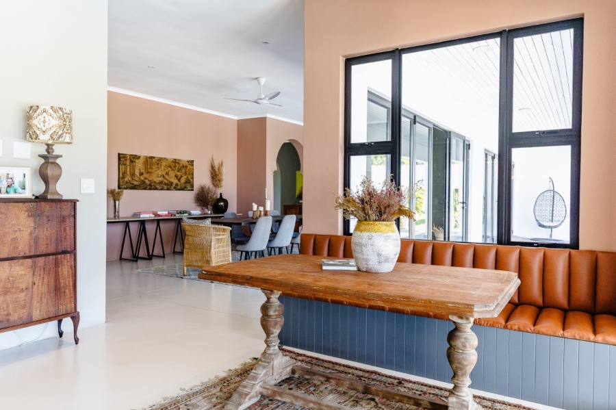 5 Bedroom Property for Sale in Umtentweni KwaZulu-Natal