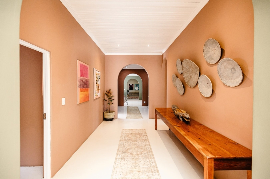 5 Bedroom Property for Sale in Umtentweni KwaZulu-Natal