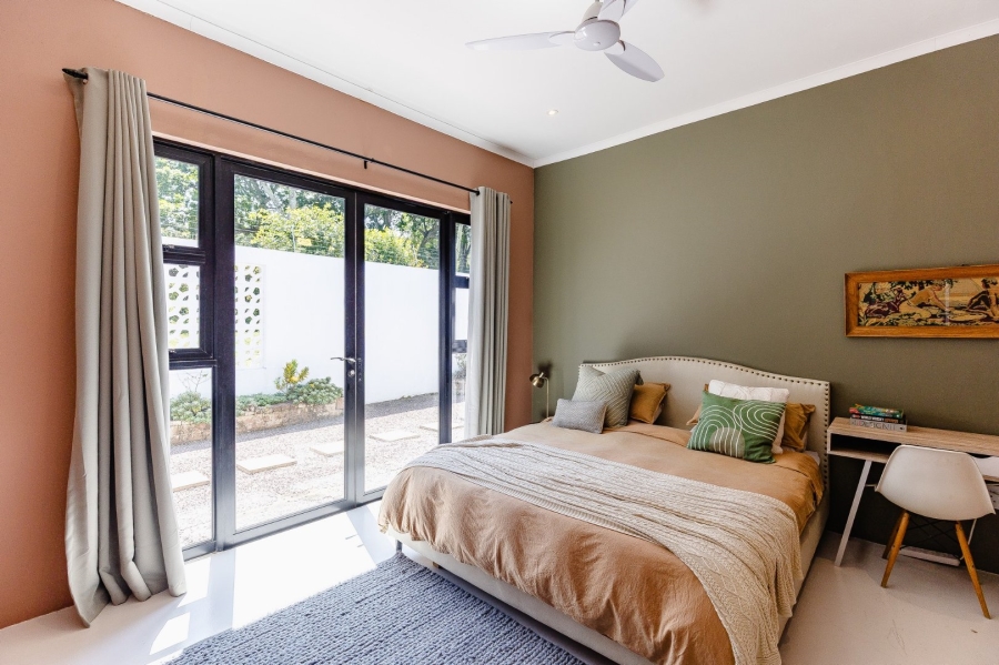 5 Bedroom Property for Sale in Umtentweni KwaZulu-Natal