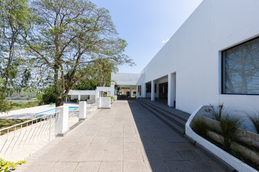 5 Bedroom Property for Sale in Umtentweni KwaZulu-Natal