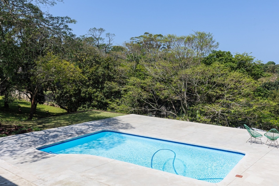 5 Bedroom Property for Sale in Umtentweni KwaZulu-Natal