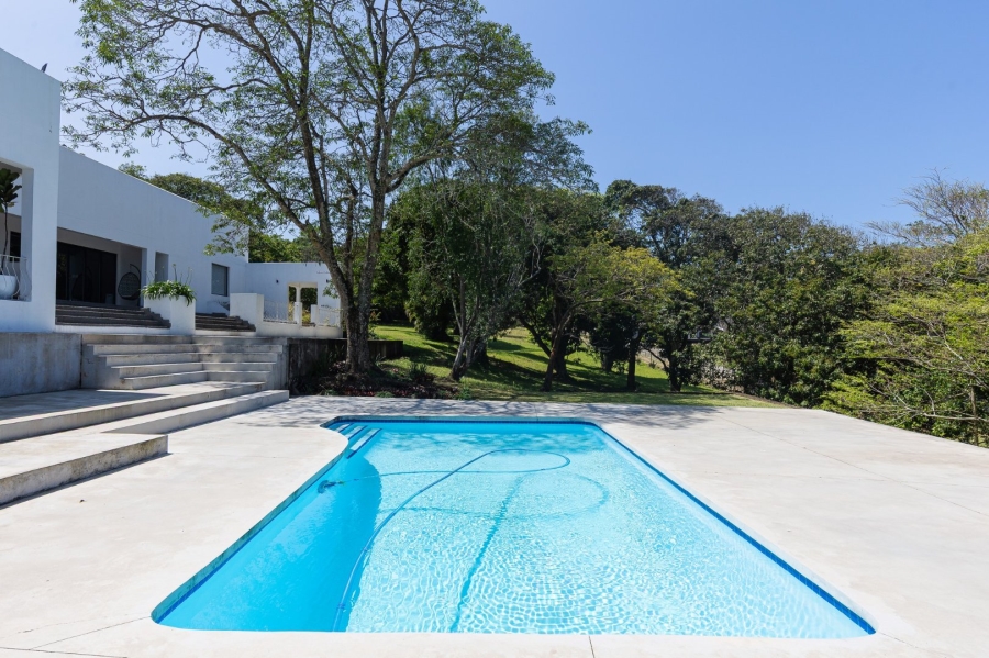 5 Bedroom Property for Sale in Umtentweni KwaZulu-Natal