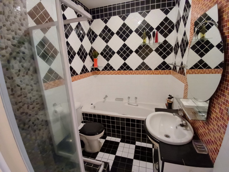 3 Bedroom Property for Sale in Lawrence Rocks KwaZulu-Natal