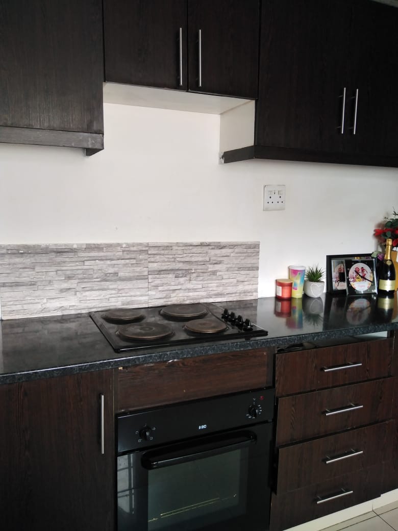 2 Bedroom Property for Sale in Newlands East KwaZulu-Natal