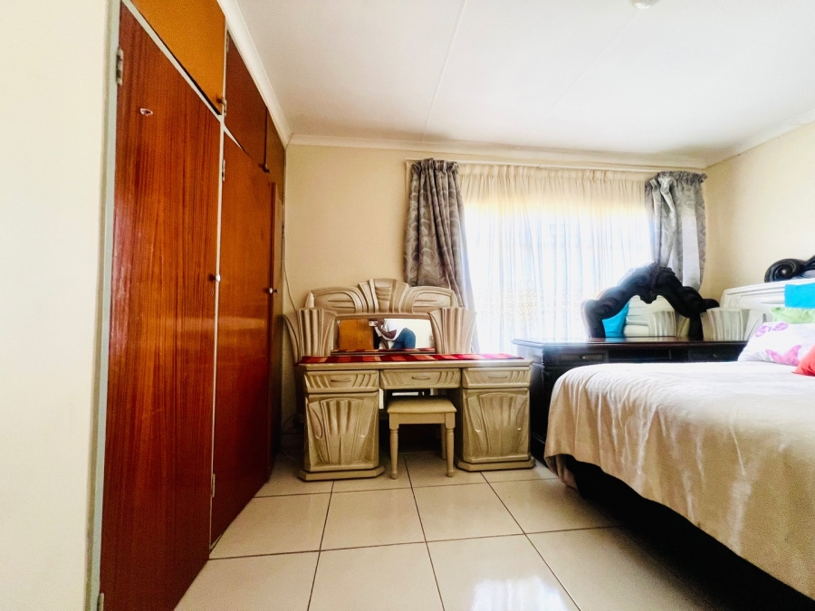4 Bedroom Property for Sale in Ncandu Park KwaZulu-Natal