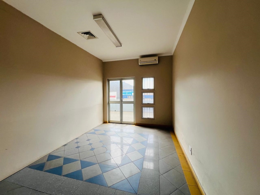 To Let commercial Property for Rent in Bulwer KwaZulu-Natal
