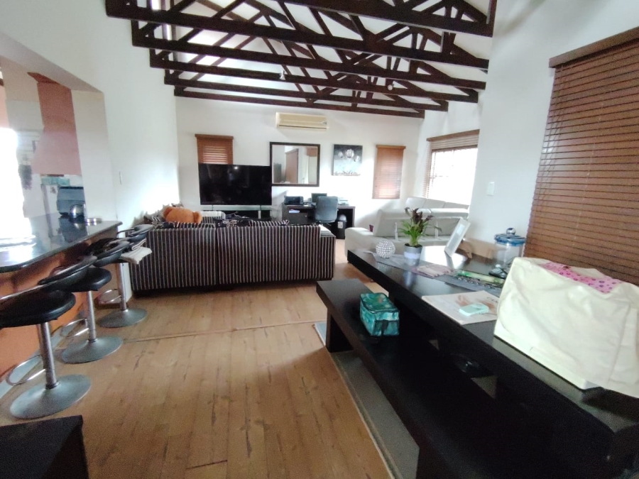3 Bedroom Property for Sale in Uvongo KwaZulu-Natal