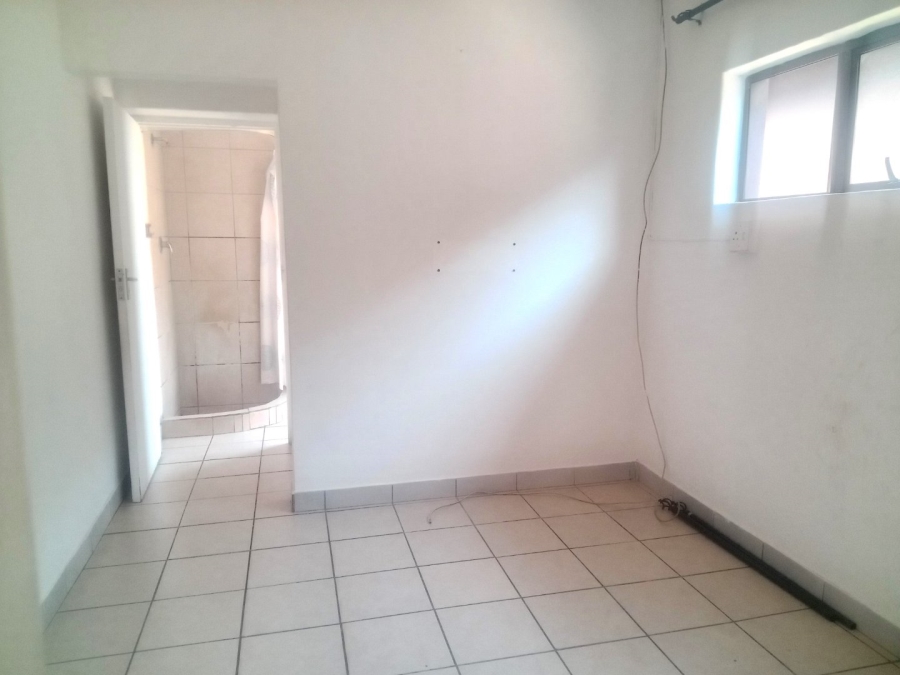 To Let 2 Bedroom Property for Rent in Scottsville KwaZulu-Natal