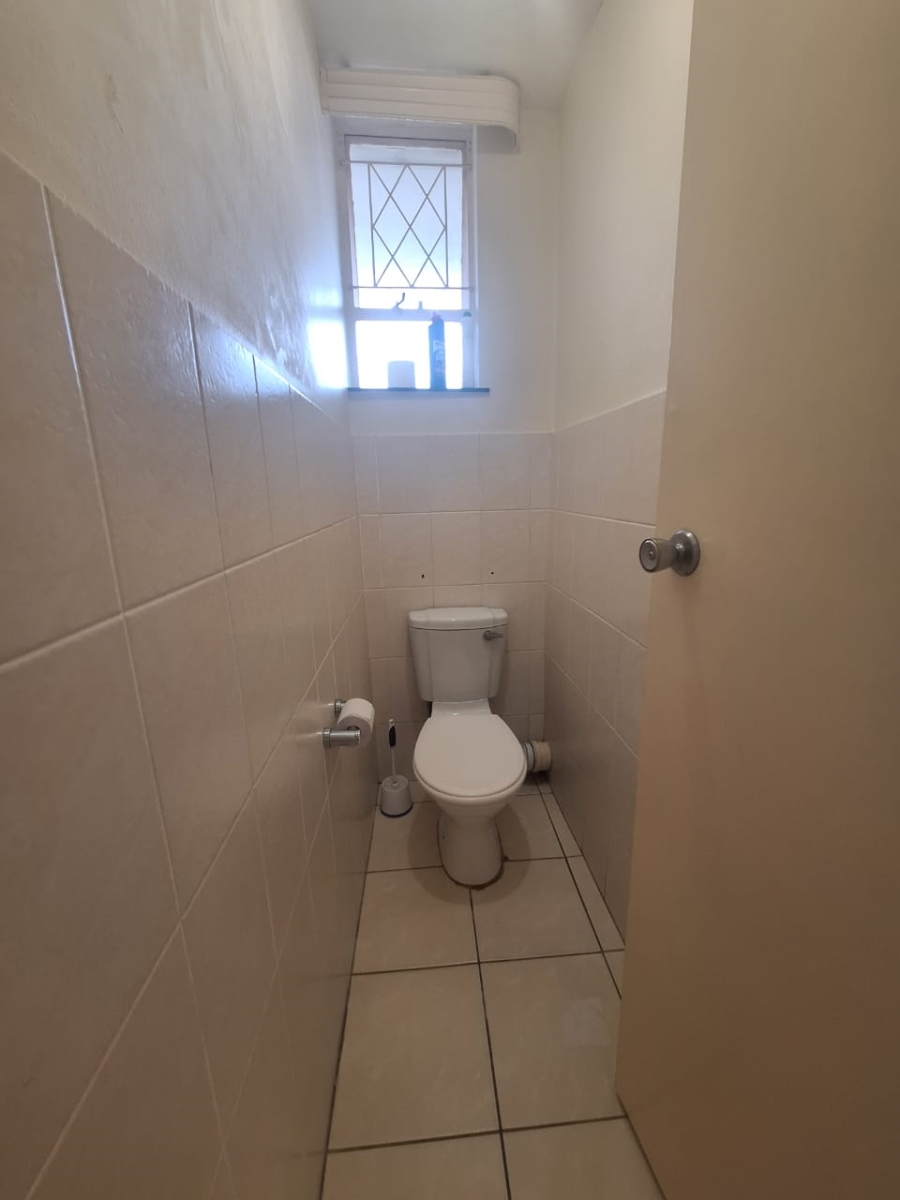 2 Bedroom Property for Sale in Durban North KwaZulu-Natal