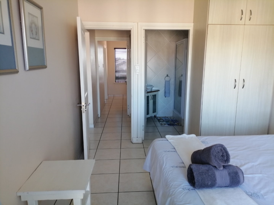 2 Bedroom Property for Sale in Uvongo Beach KwaZulu-Natal