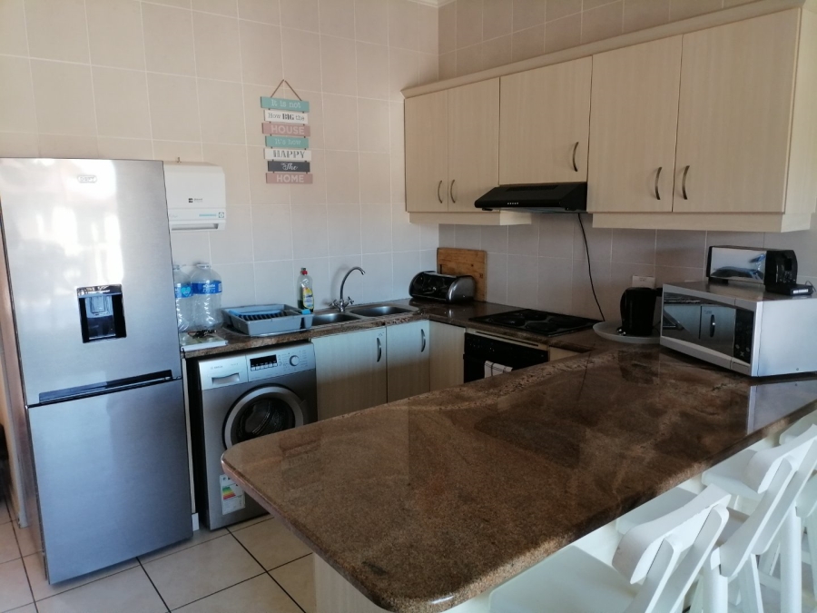2 Bedroom Property for Sale in Uvongo Beach KwaZulu-Natal