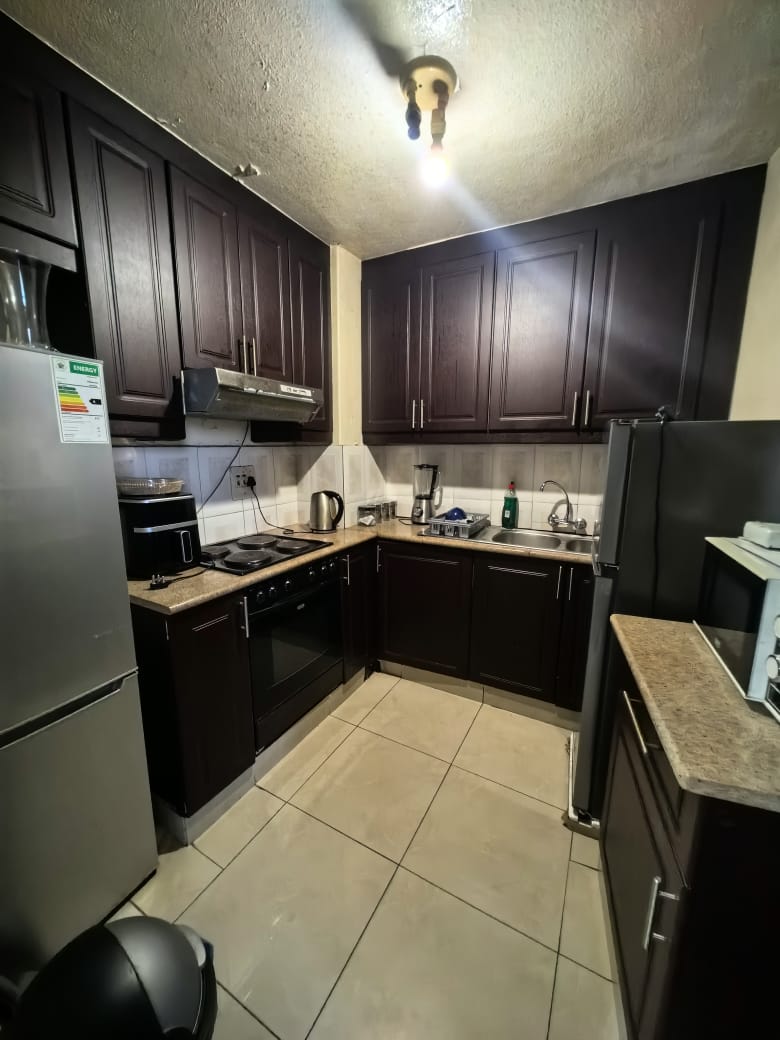 To Let 2 Bedroom Property for Rent in Windermere KwaZulu-Natal