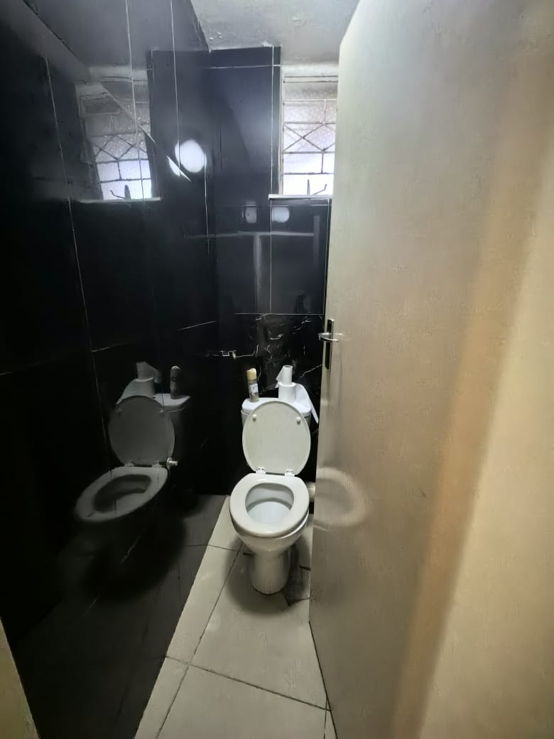 To Let 2 Bedroom Property for Rent in Windermere KwaZulu-Natal