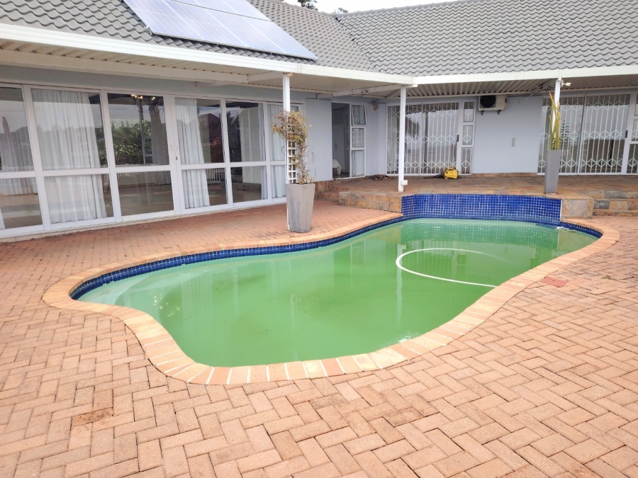5 Bedroom Property for Sale in Ramsgate KwaZulu-Natal