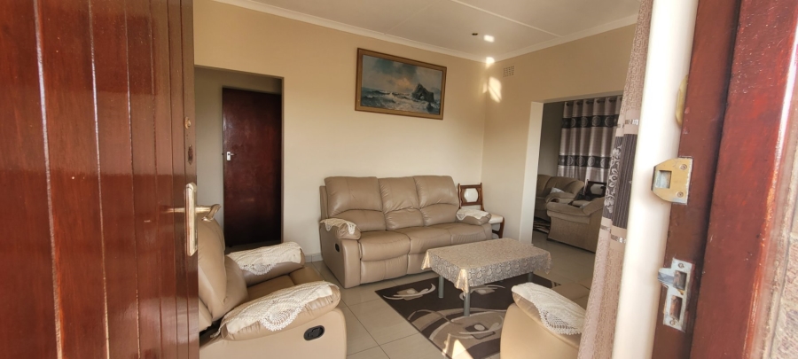 3 Bedroom Property for Sale in Albersville KwaZulu-Natal