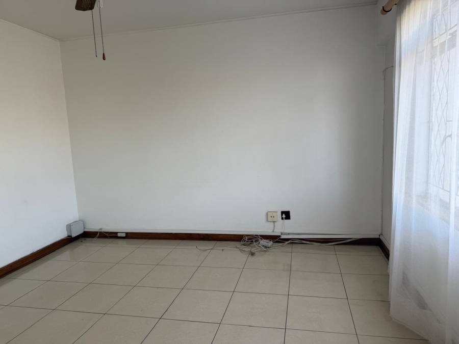 To Let 2 Bedroom Property for Rent in Scottsville KwaZulu-Natal