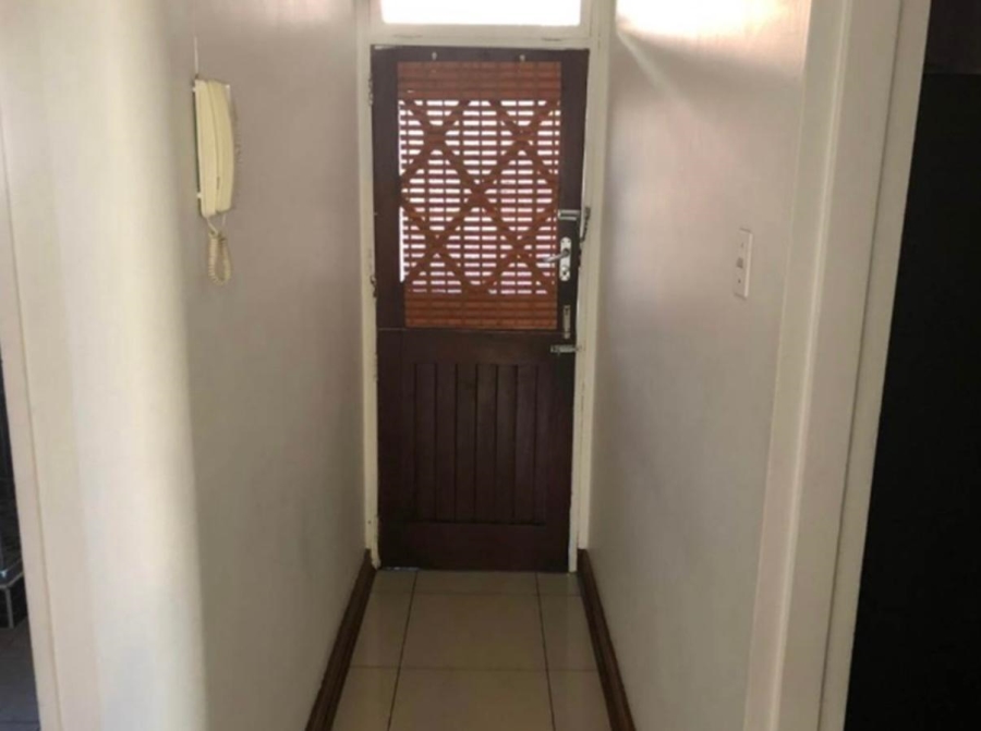 To Let 2 Bedroom Property for Rent in Scottsville KwaZulu-Natal